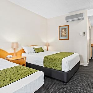 Park Motor Inn